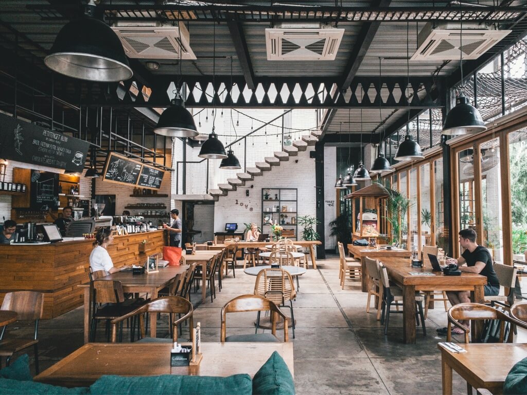 Top 20 Mistakes in Restaurant Customer Service